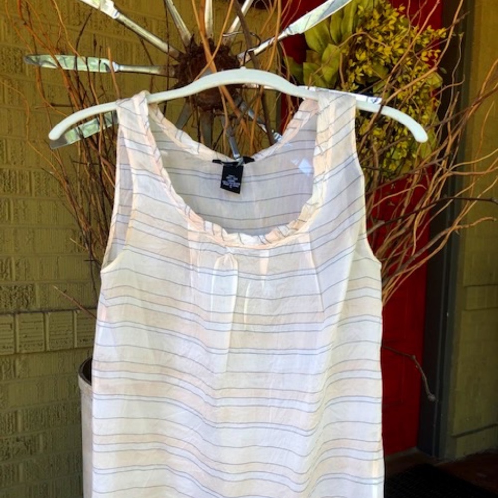 Women's Moda International Sleeveless Silk Camisole Top / Tank  / Shell Size S
